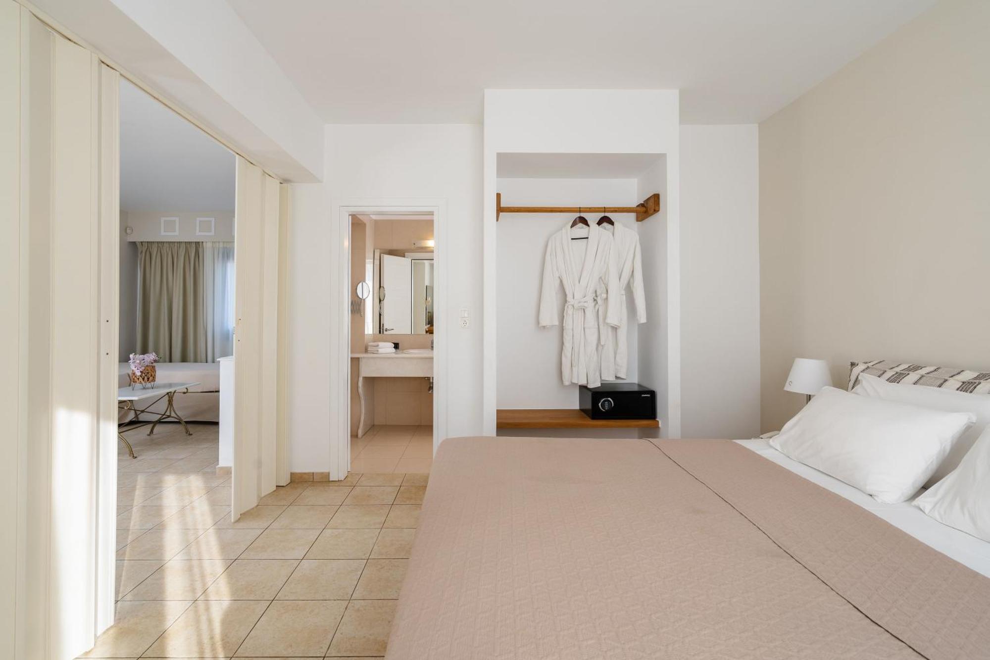 Mitos Suites Agios Prokopios  Luaran gambar