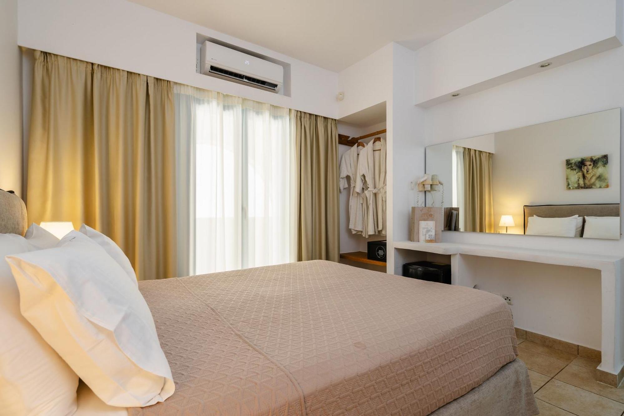Mitos Suites Agios Prokopios  Luaran gambar